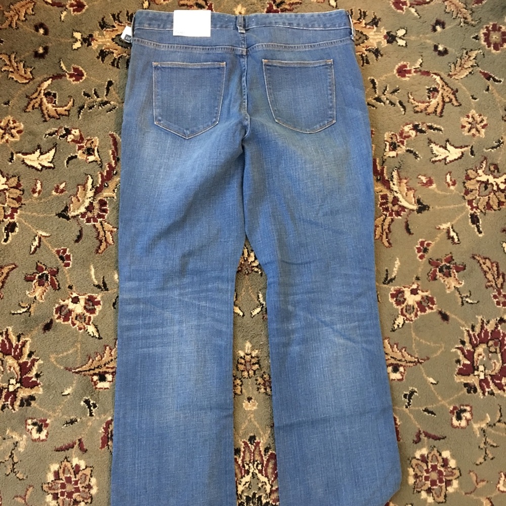 Jeans - Picture 2 of 3